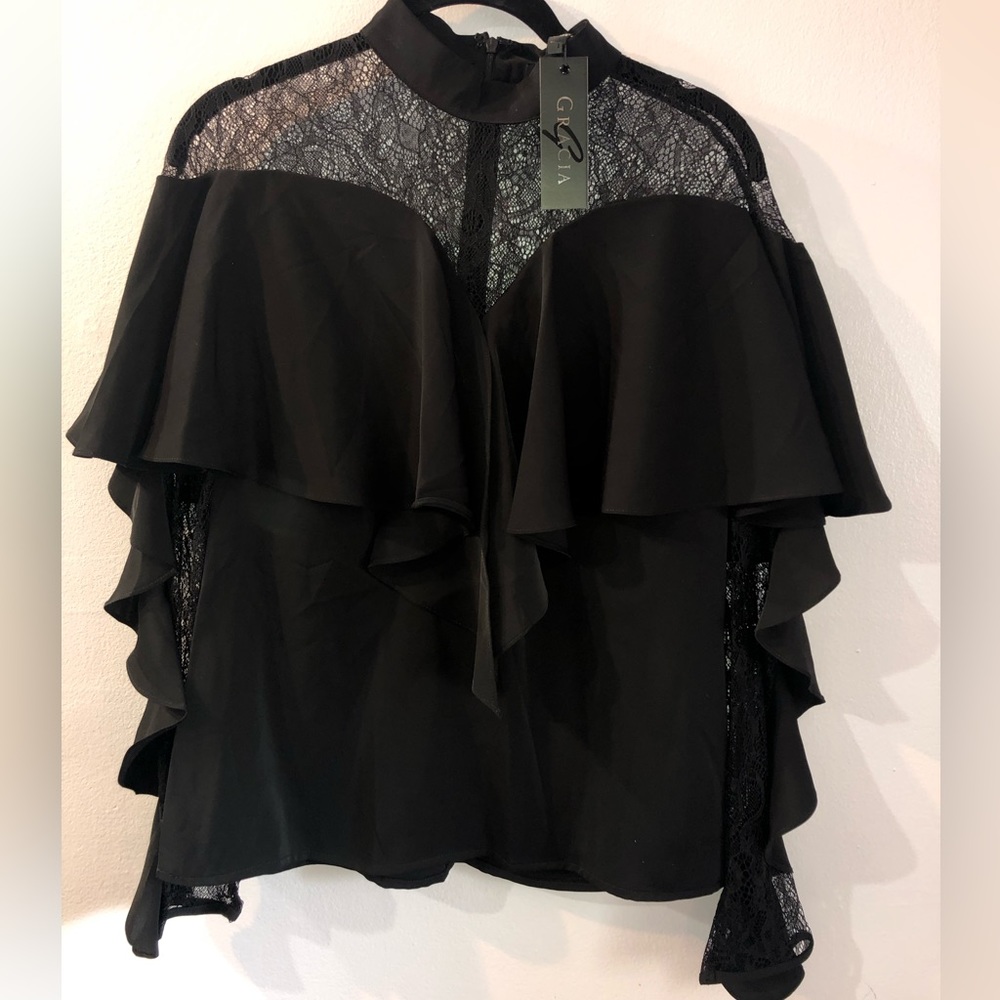 Gracia Ruffle & Lace Blouse